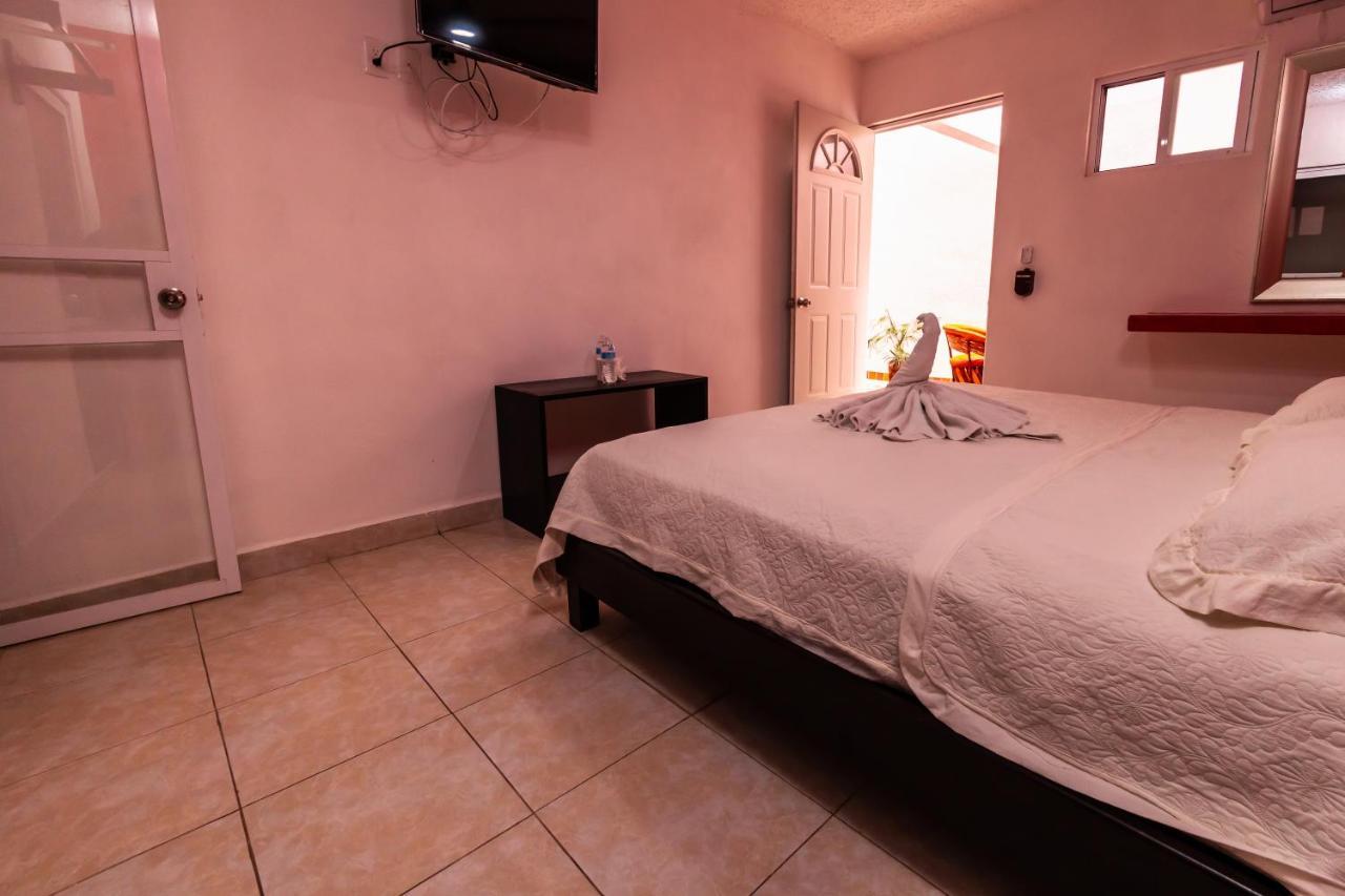 Hotel Bello Caribe Express Cozumel Buitenkant foto